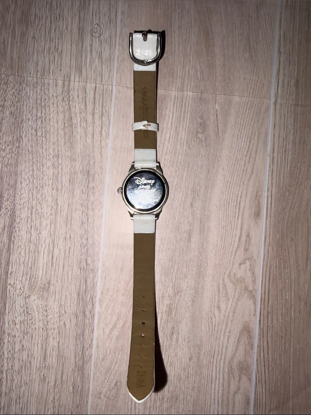 Disney Classic Minnie Nurse White Simulated Leather Strap